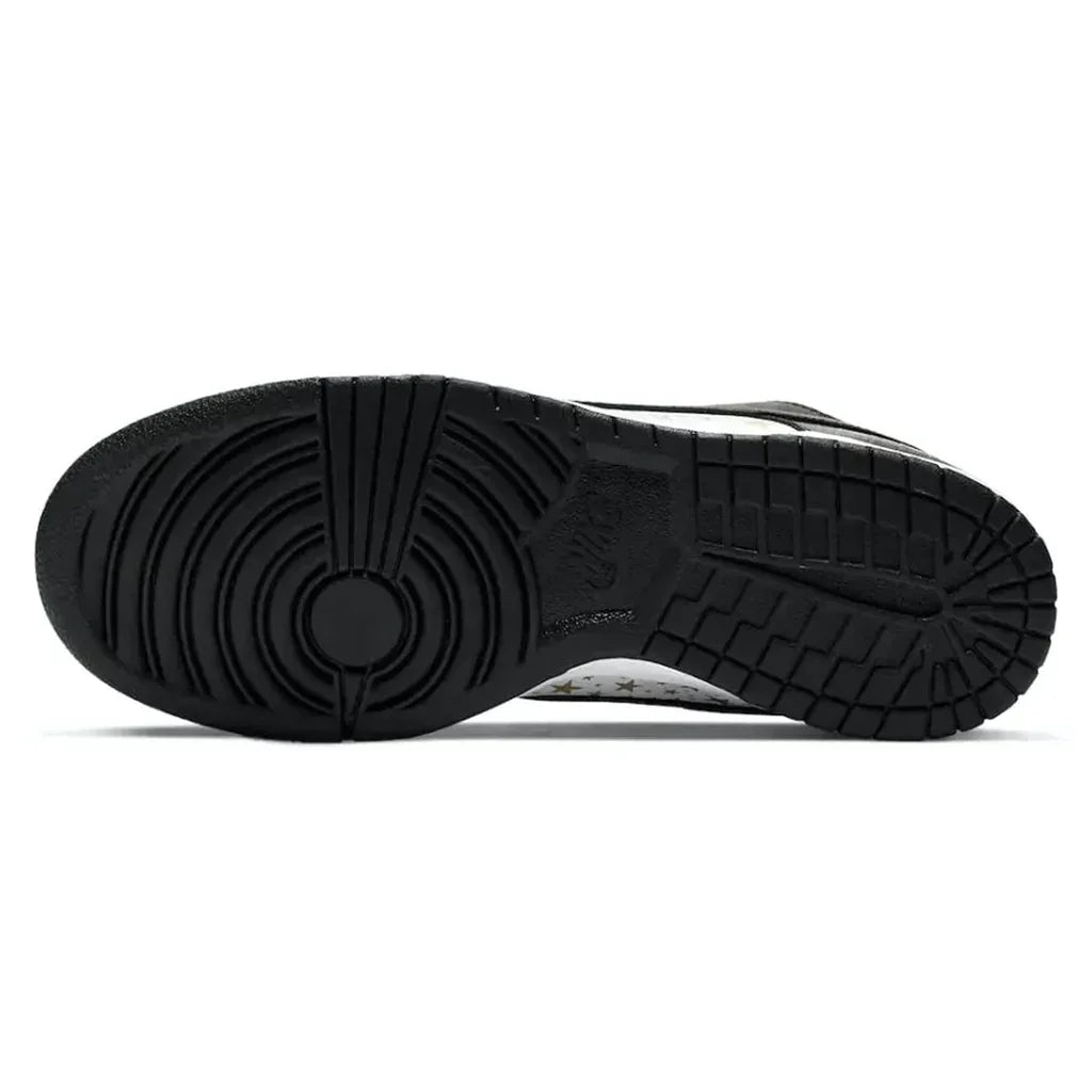 Nike SB x Supreme Dunk Low 'Stars Black'